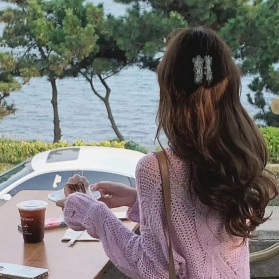 有钱特烦恼海报